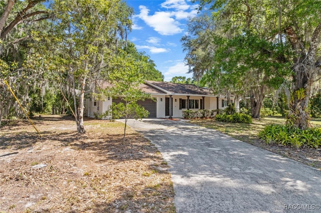 Inverness, Florida, 34450, United States, 3 Bedrooms Bedrooms, ,2 BathroomsBathrooms,Residential,For Sale,1777640