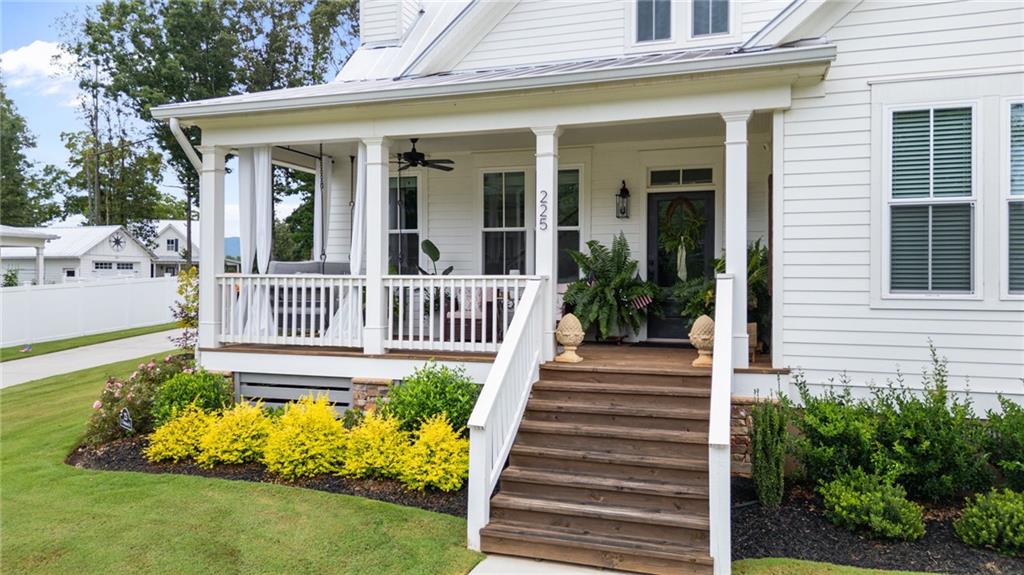 Cleveland, Georgia, 30528, United States, 3 Bedrooms Bedrooms, ,3 BathroomsBathrooms,Residential,For Sale,1905575