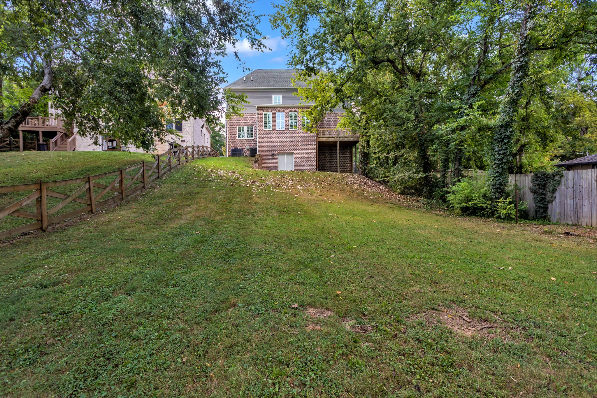  1018B Downey Dr, Nashville, TN, 37205 - 物件實景