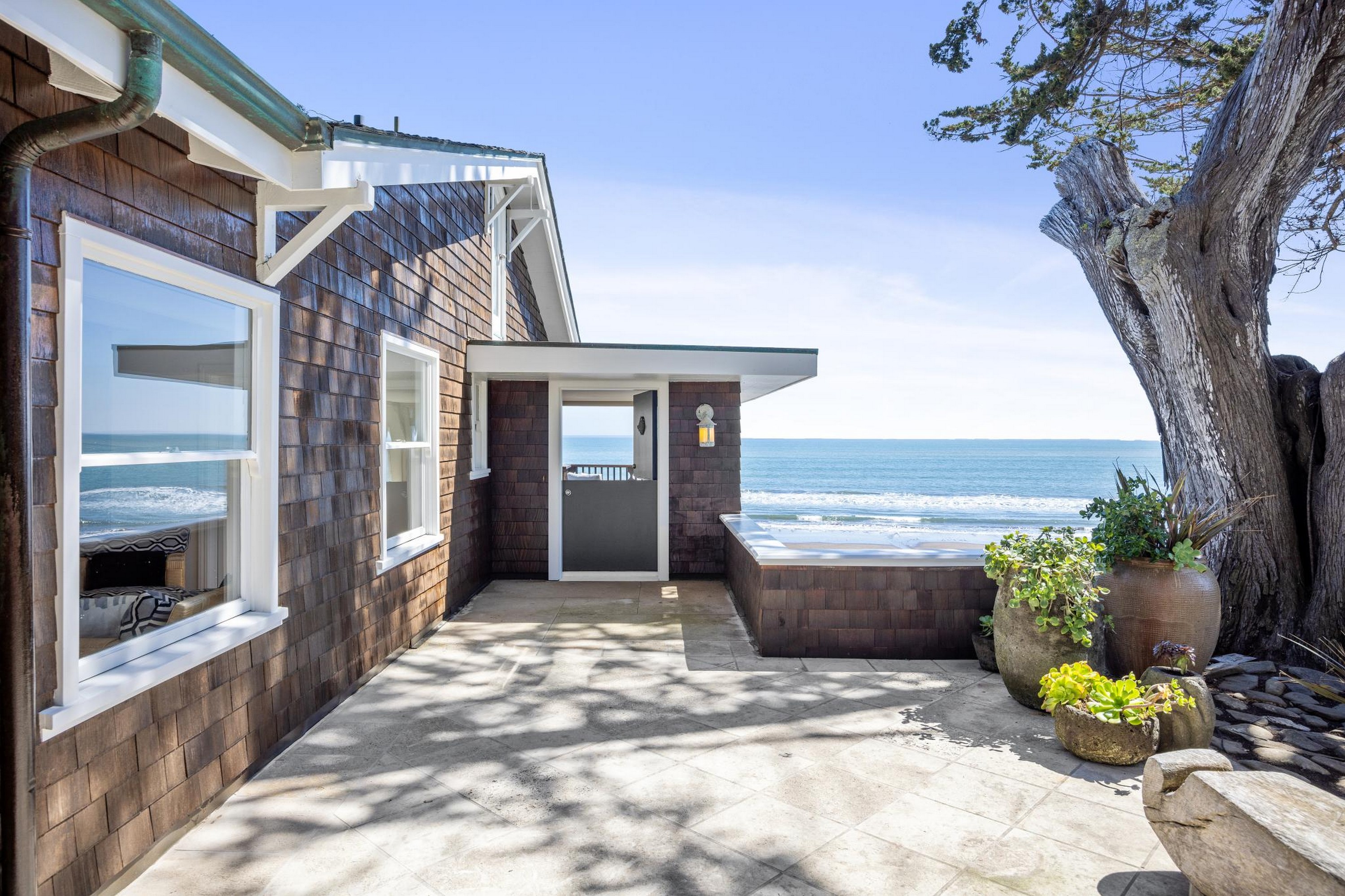 Beachfront Icon in Bolinas