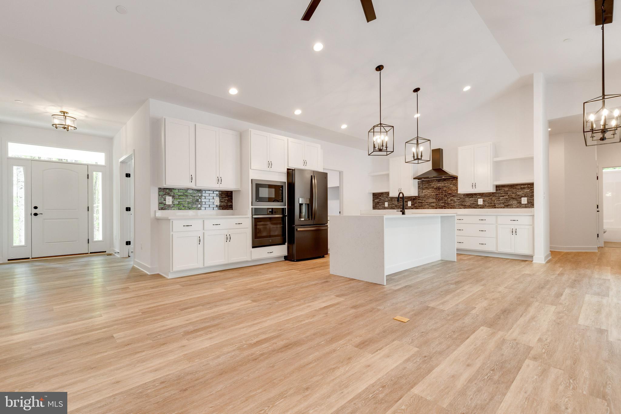 Hughesville, Maryland, 20637, United States, 4 Bedrooms Bedrooms, ,2 BathroomsBathrooms,Residential,For Sale,1974064