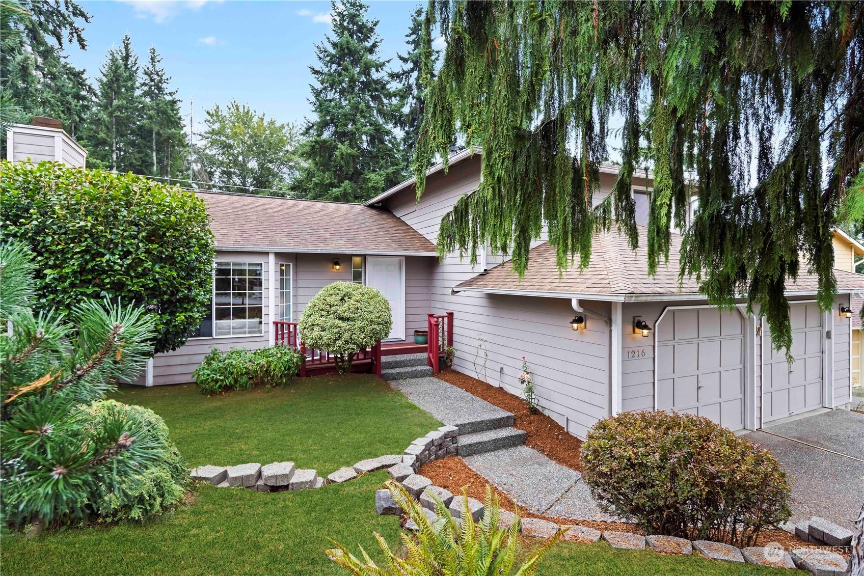 1216 211TH PLACE SW, LYNNWOOD, Washington, 98036, United States, 4 Bedrooms Bedrooms, ,3 BathroomsBathrooms,Residential,For Sale,1216 211TH PLACE SW,1617346