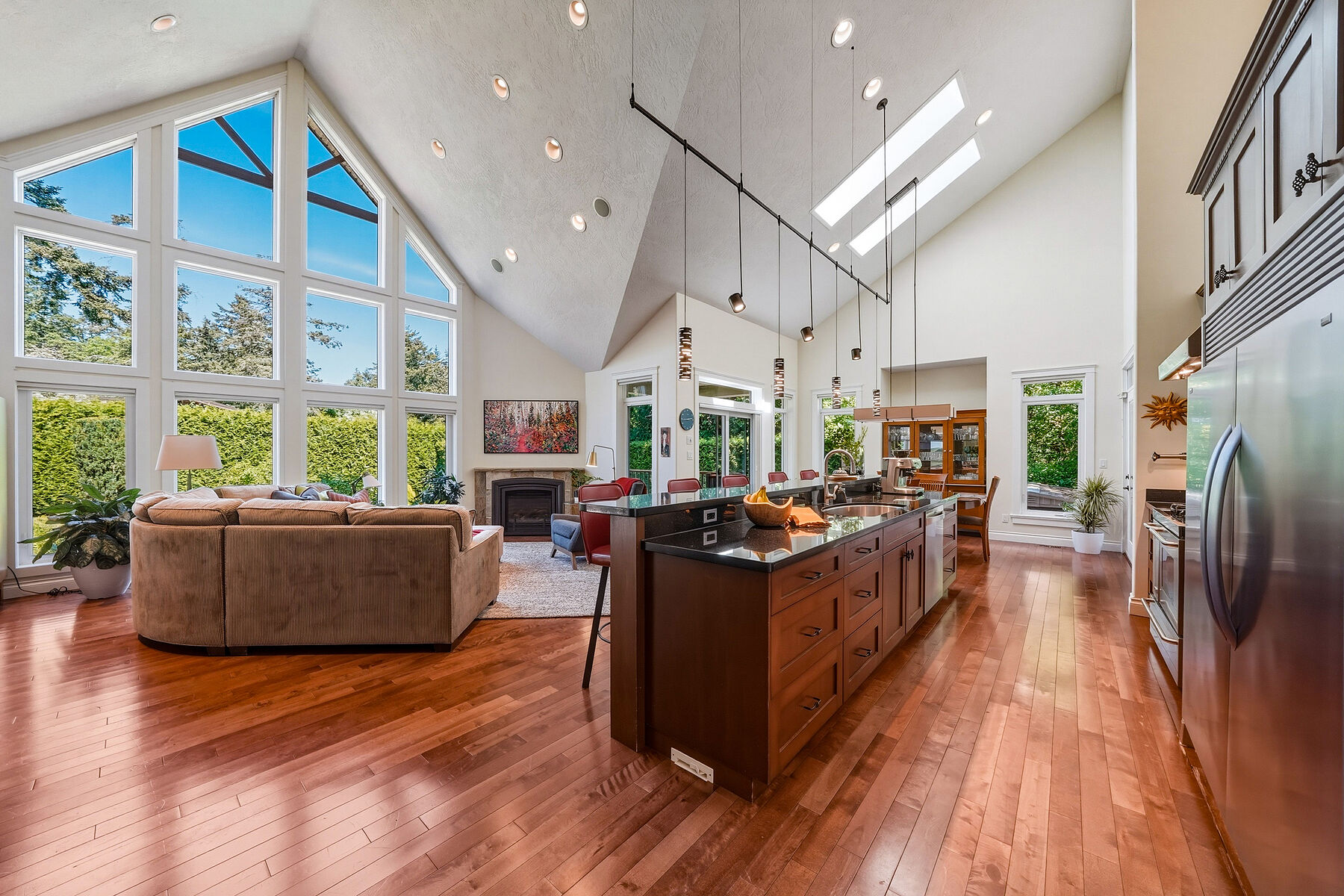  Fabulous Upscale Home - 物件實景