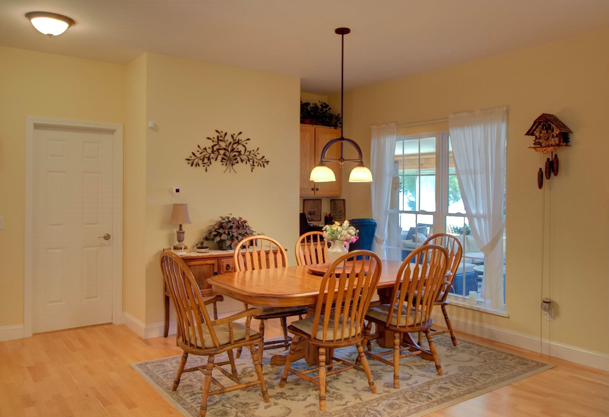 Alburgh, Vermont, 05440, United States, 5 Bedrooms Bedrooms, ,1 BathroomBathrooms,Residential,For Sale,1885348