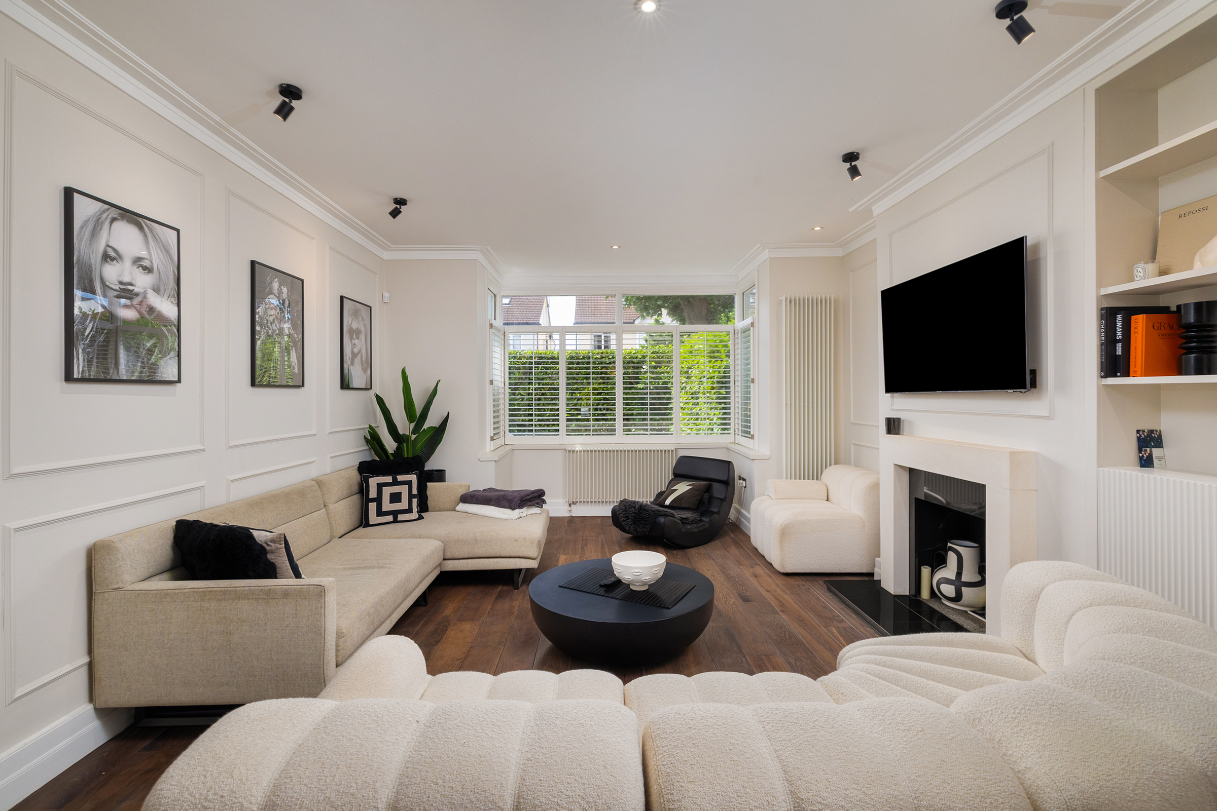  A Beautifully Renovated Family Home with a Garden Studio and Off-Street Parking - 物件實景