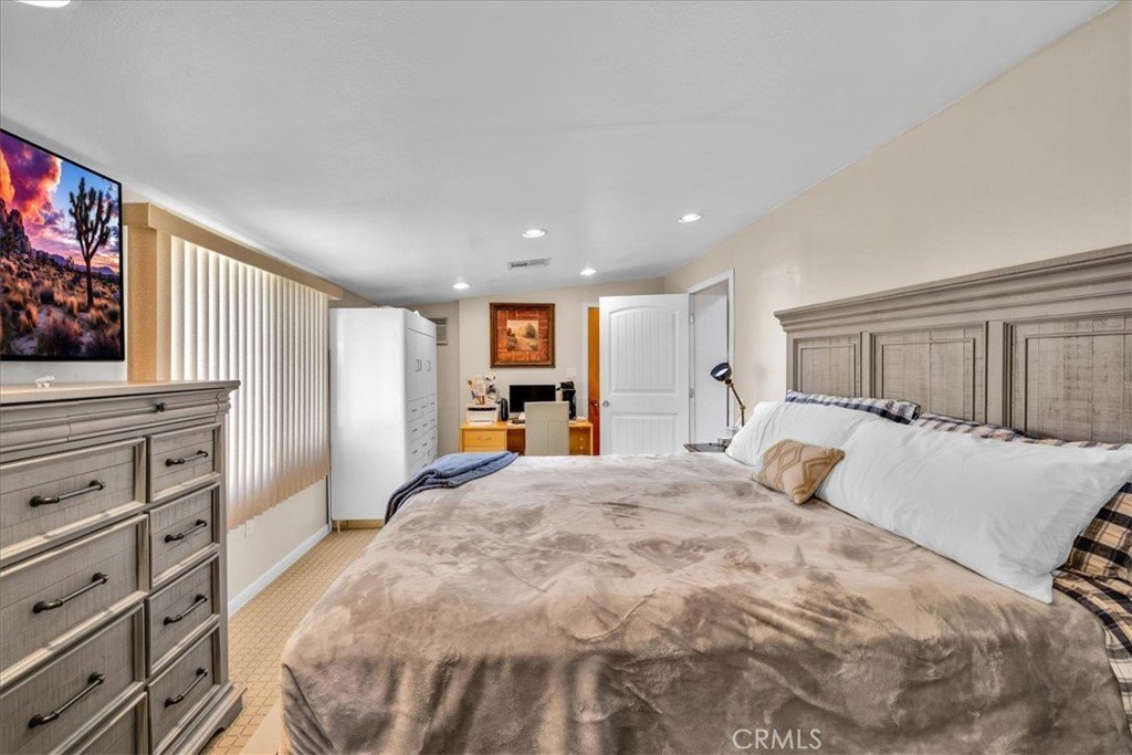 Morongo Valley, California, 92256, United States, 2 Bedrooms Bedrooms, ,2 BathroomsBathrooms,Residential,For Sale,1819780