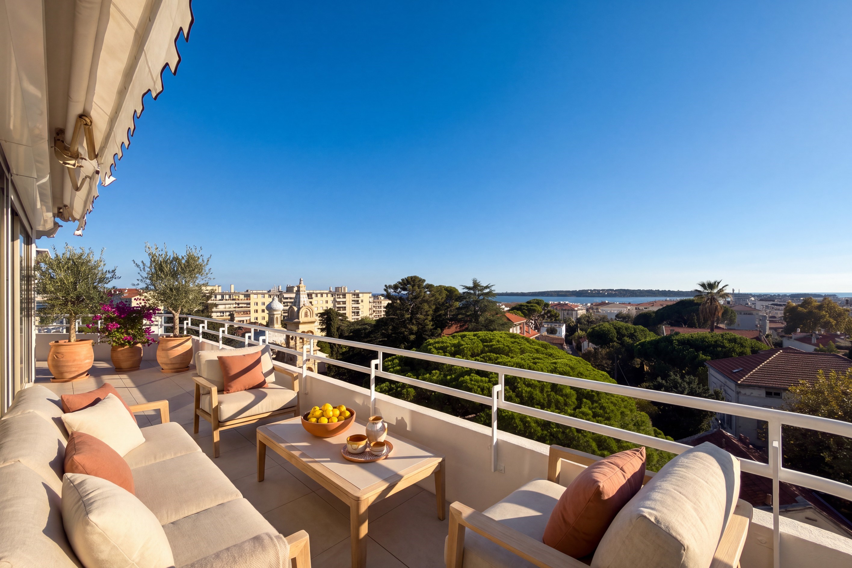  Exceptional 200m2 Penthouse  with Panoramic Sea Views, close to all commodities… - 物件實景