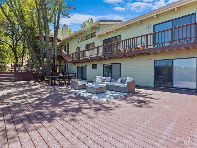 Novato, California, 94947, United States, 5 Bedrooms Bedrooms, ,4 BathroomsBathrooms,Residential,For Sale,1973889