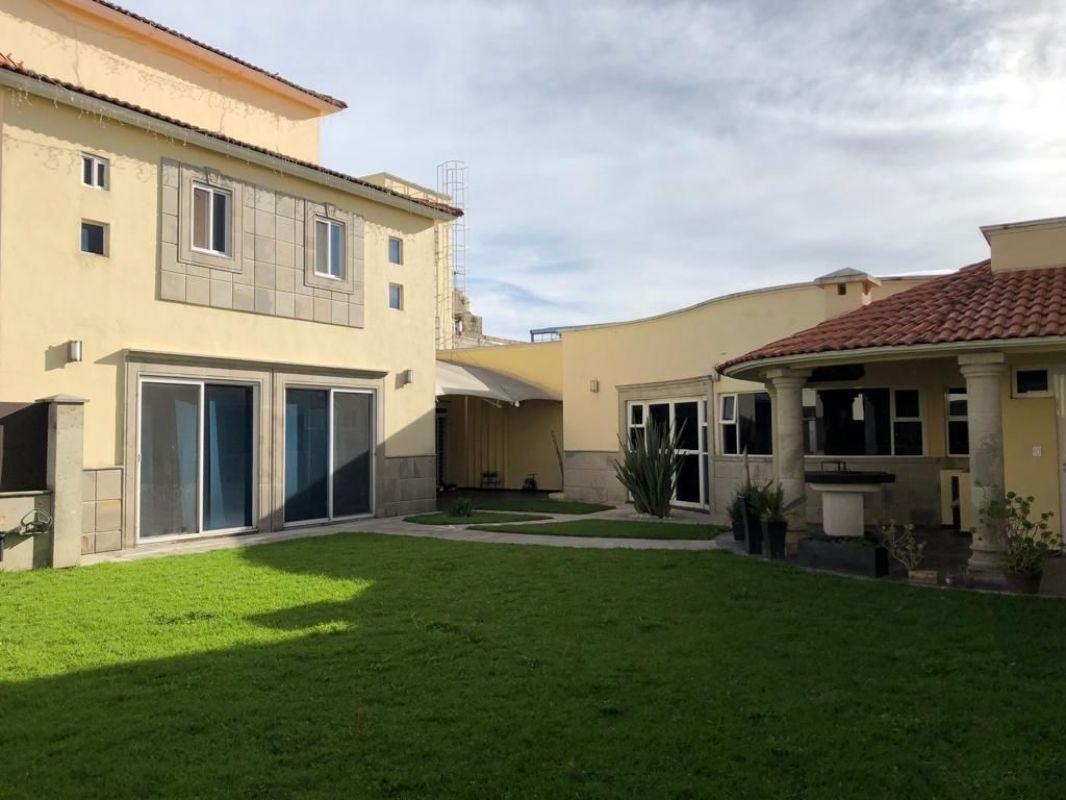 Metepec, Estado de México, 52172, Mexico, 4 Bedrooms Bedrooms, ,4 BathroomsBathrooms,Residential,For Sale,2003494