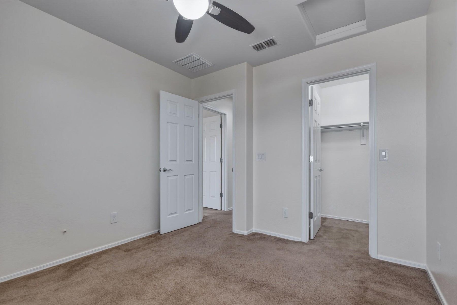  17543 W Buckhorn Trail  Surprise, AZ - 物件實景