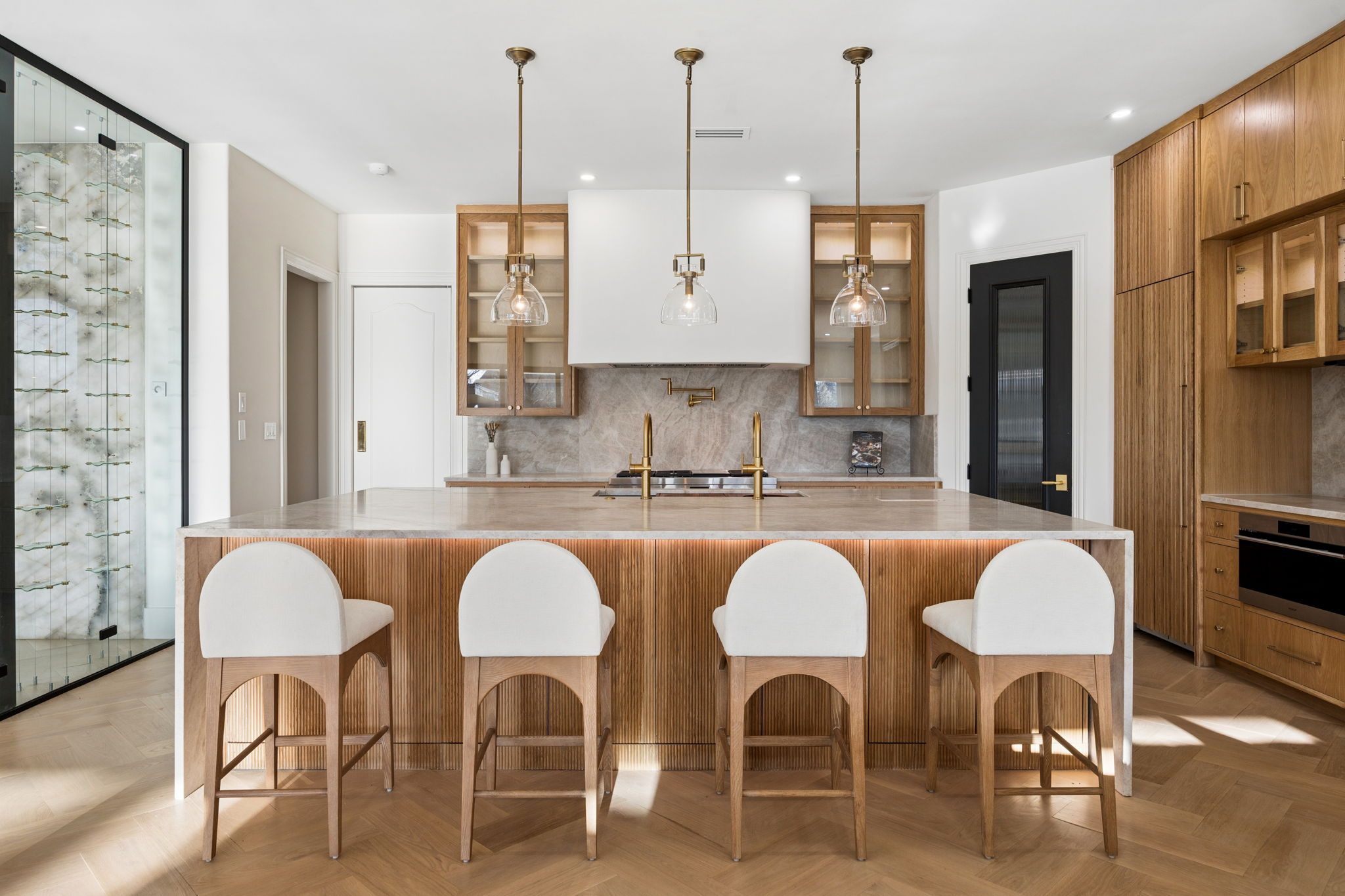  6001 Pine Valley Drive - 物件實景