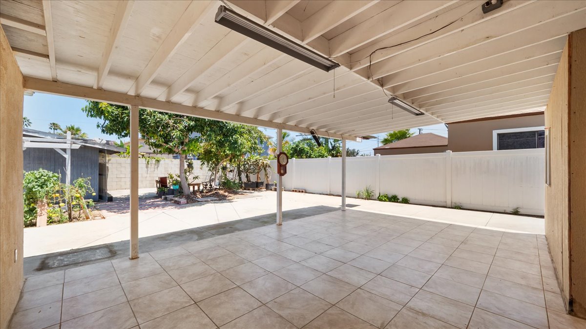 Gardena, California, 90249, United States, 3 Bedrooms Bedrooms, ,3 BathroomsBathrooms,Residential,For Sale,1937930