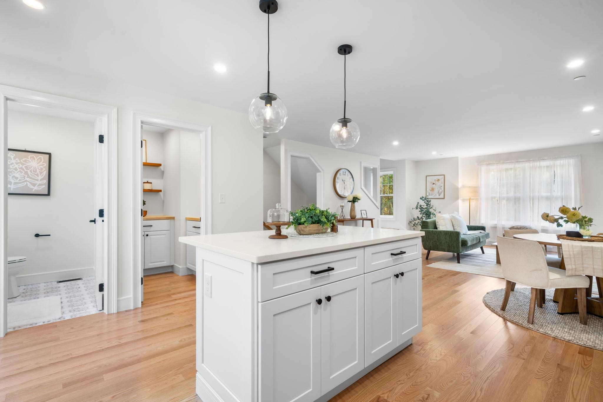 Londonderry, New Hampshire, 03053, United States, ,Residential,For Sale,1989120