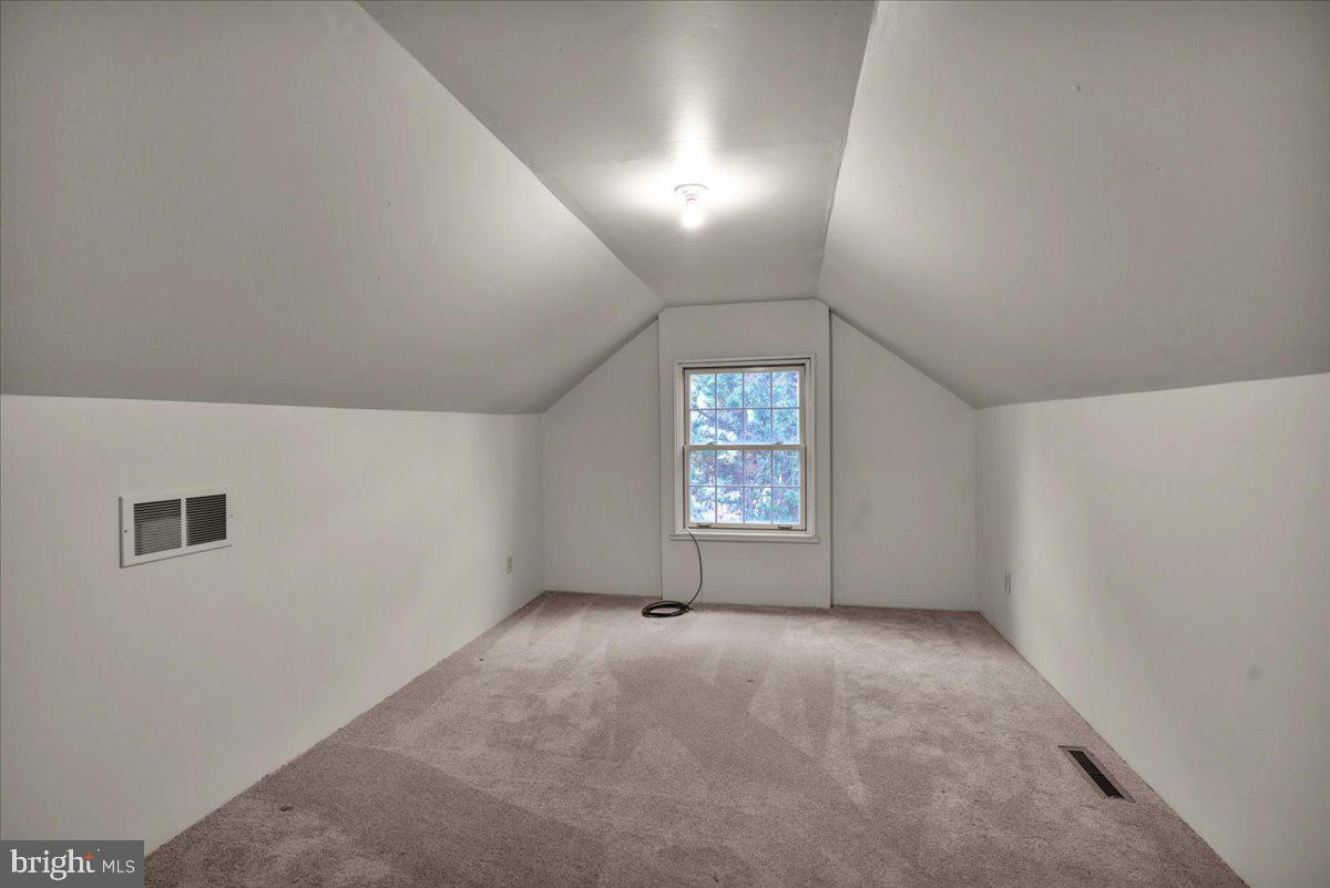 Lebanon, Pennsylvania, 17042, United States, 5 Bedrooms Bedrooms, ,4 BathroomsBathrooms,Residential,For Sale,1965418