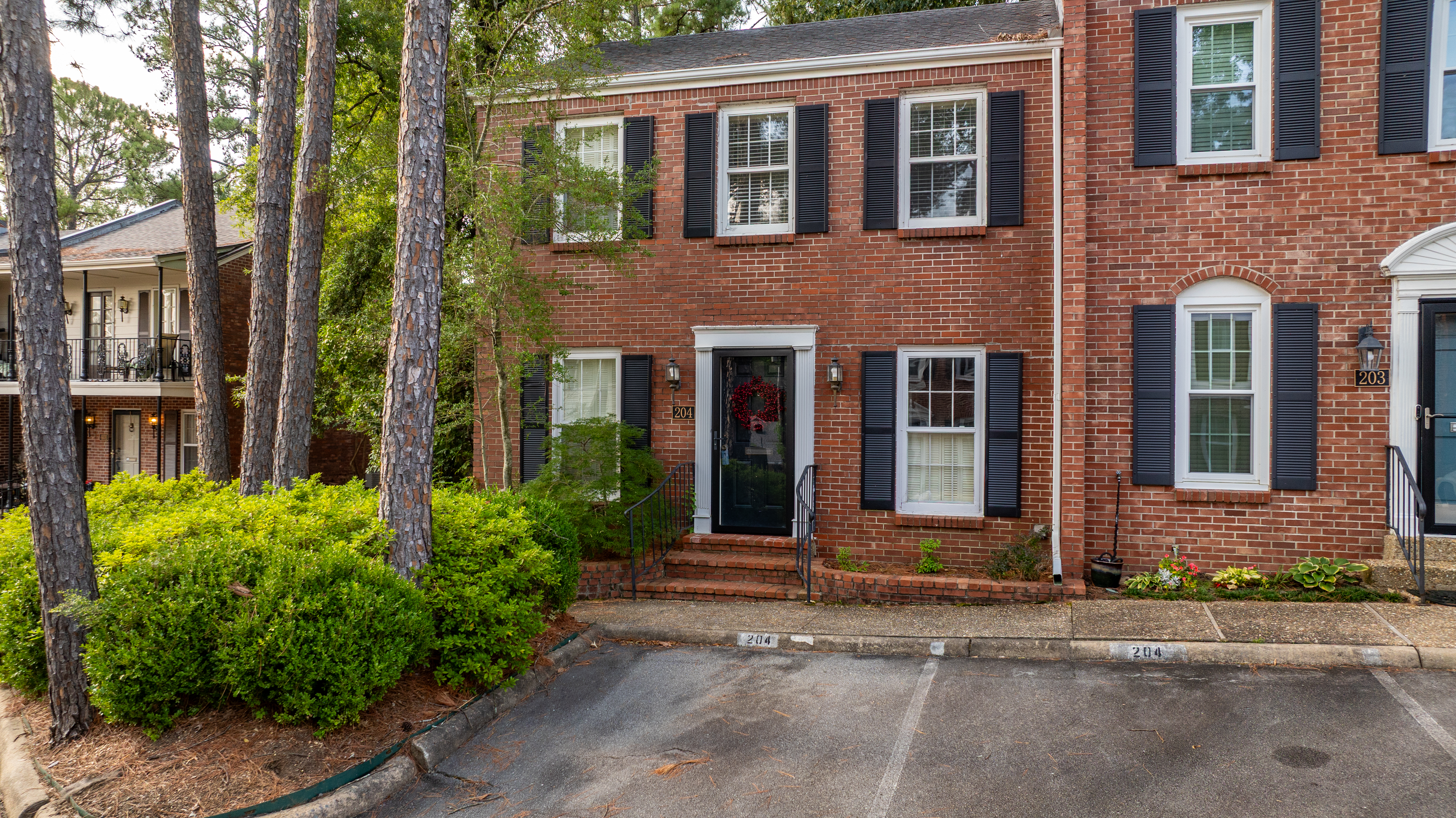Foxcroft Rd, Little Rock, AR 72227