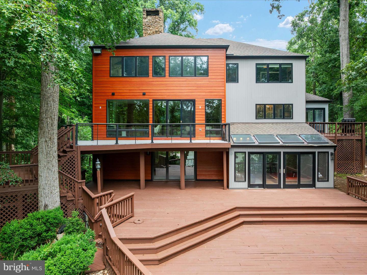 Annapolis, Maryland, 21401, United States, 5 Bedrooms Bedrooms, ,5 BathroomsBathrooms,Residential,For Sale,1895873