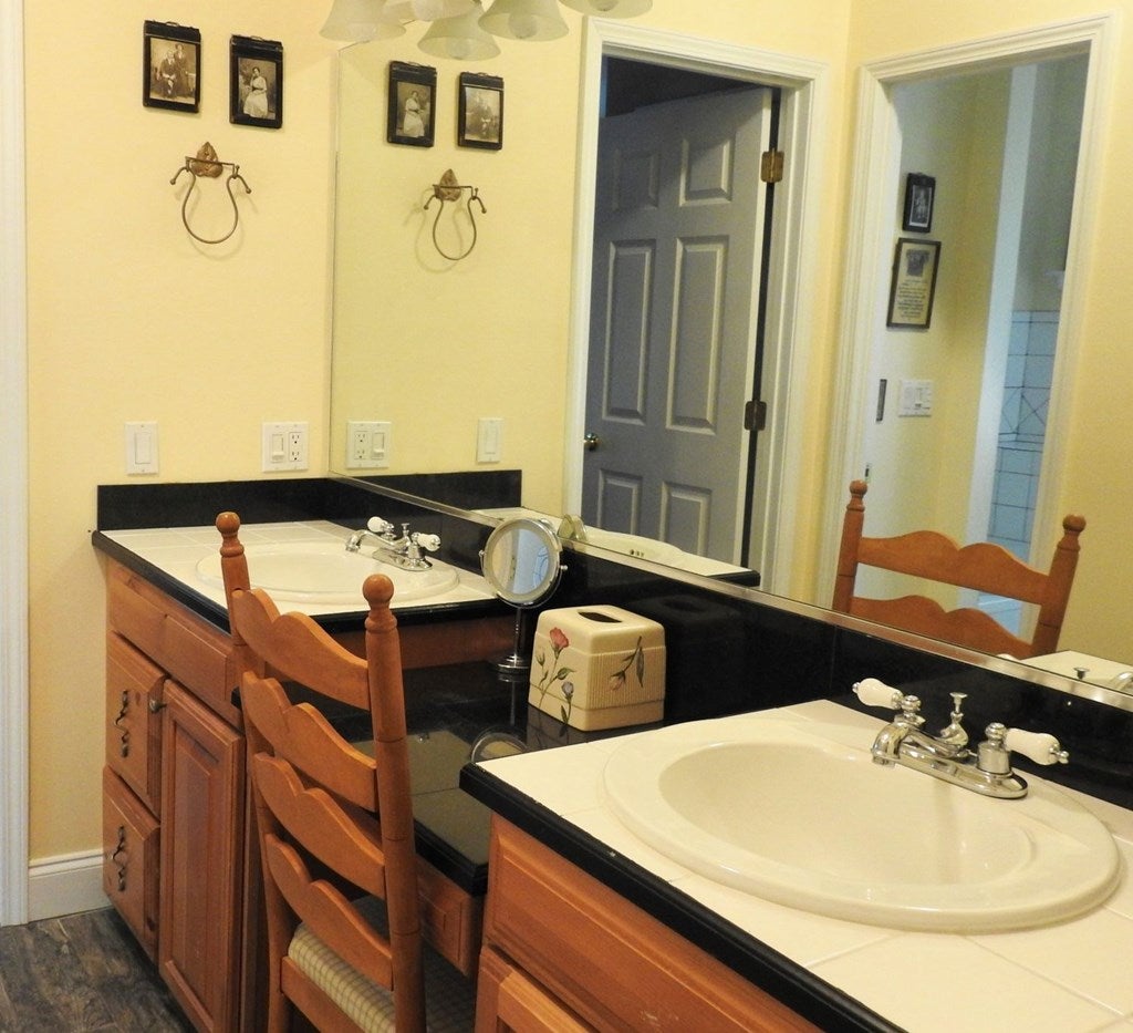 Blue Ridge, Georgia, 30513, United States, 5 Bedrooms Bedrooms, ,5 BathroomsBathrooms,Residential,For Sale,1859095