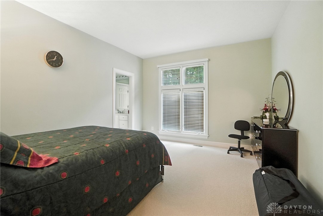 Xenia, Ohio, 45385, United States, 4 Bedrooms Bedrooms, ,4 BathroomsBathrooms,Residential,For Sale,1941685
