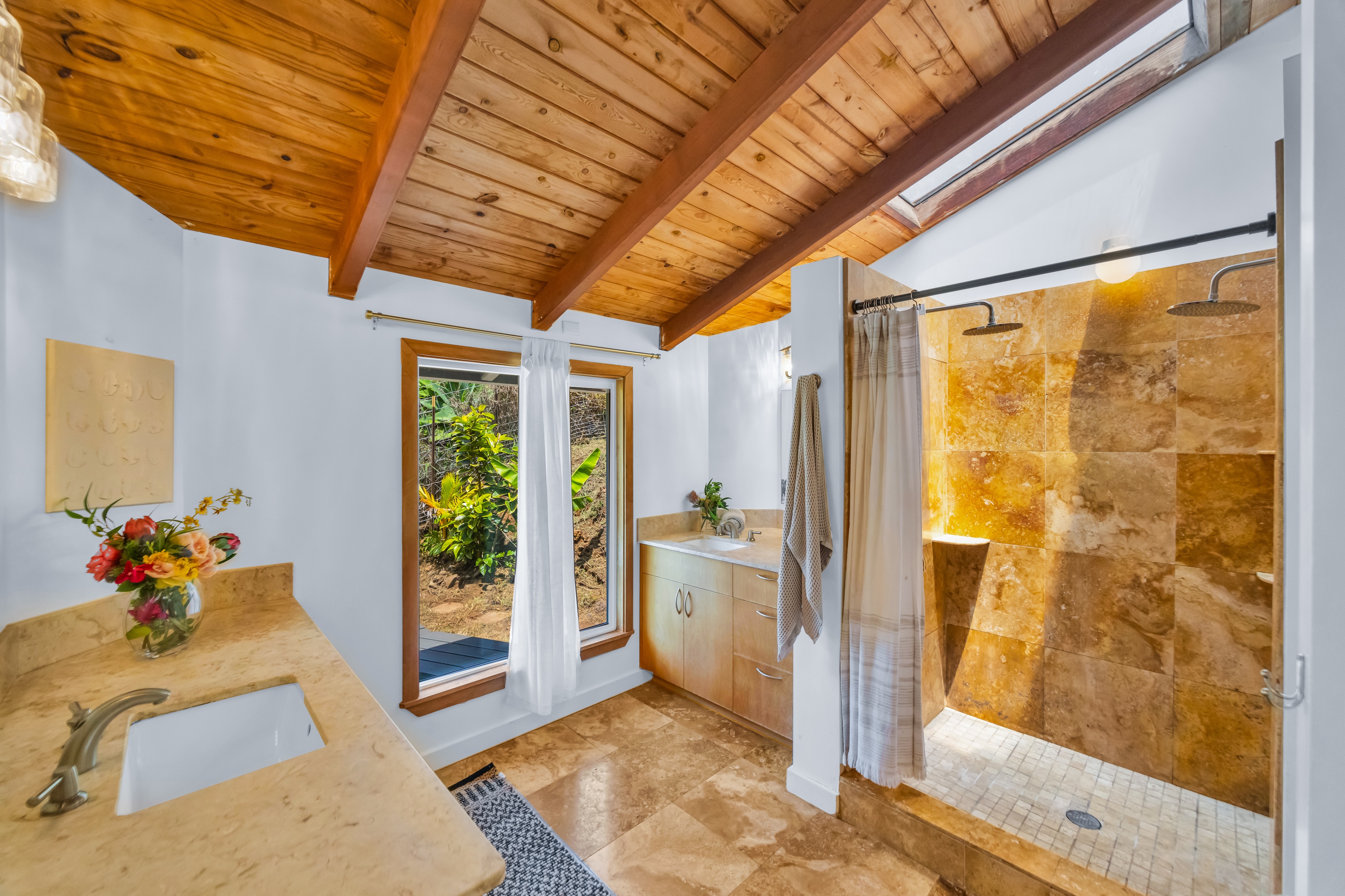  Kula Legacy Property with Bi-Coastal Views, Detached Cottage + CPR Potential - 物件實景