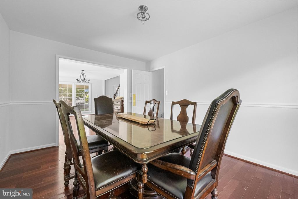 Gainesville, Virginia, 20155, United States, 4 Bedrooms Bedrooms, ,3 BathroomsBathrooms,Residential,For Sale,2049093