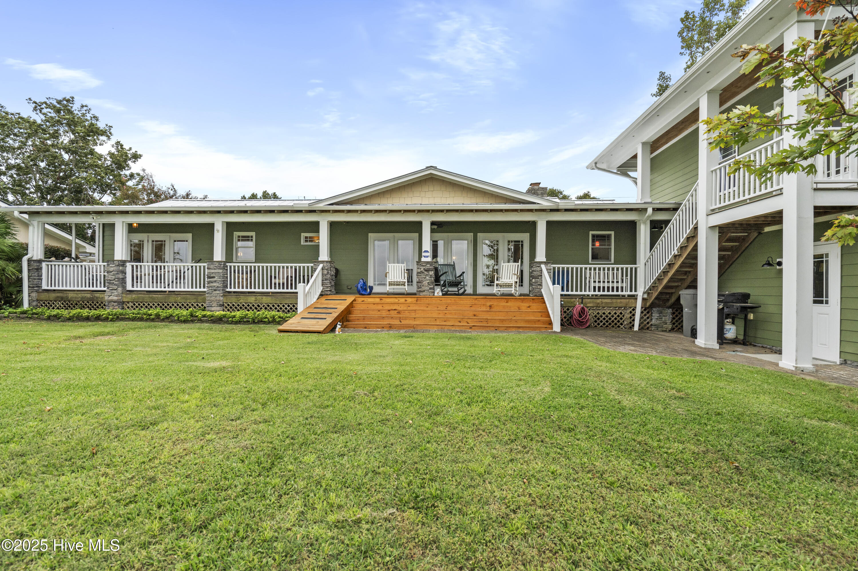 Sneads Ferry, North Carolina, 28460, United States, 4 Bedrooms Bedrooms, ,3 BathroomsBathrooms,Residential,For Sale,1947068