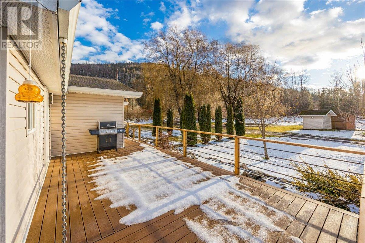 SICAMOUS, British Columbia, V0E 2V4, CA, 2 Bedrooms Bedrooms, ,2 BathroomsBathrooms,Residential,For Sale,1836920