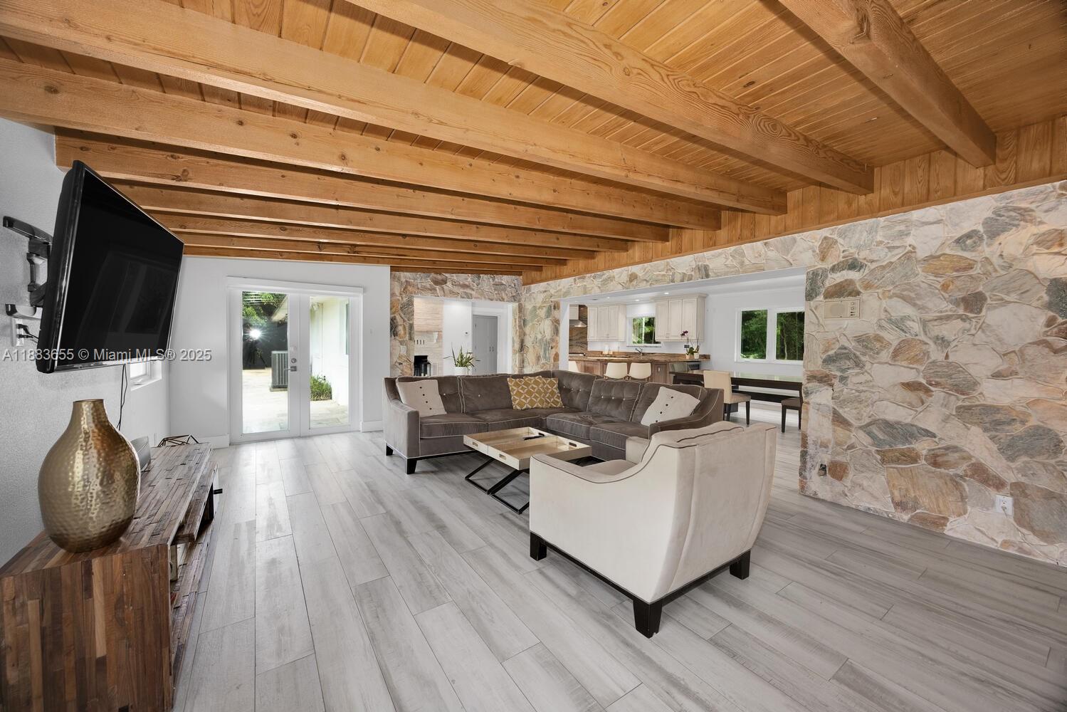 Miami, Florida, 33173, United States, 4 Bedrooms Bedrooms, ,2 BathroomsBathrooms,Residential,For Sale,1986231