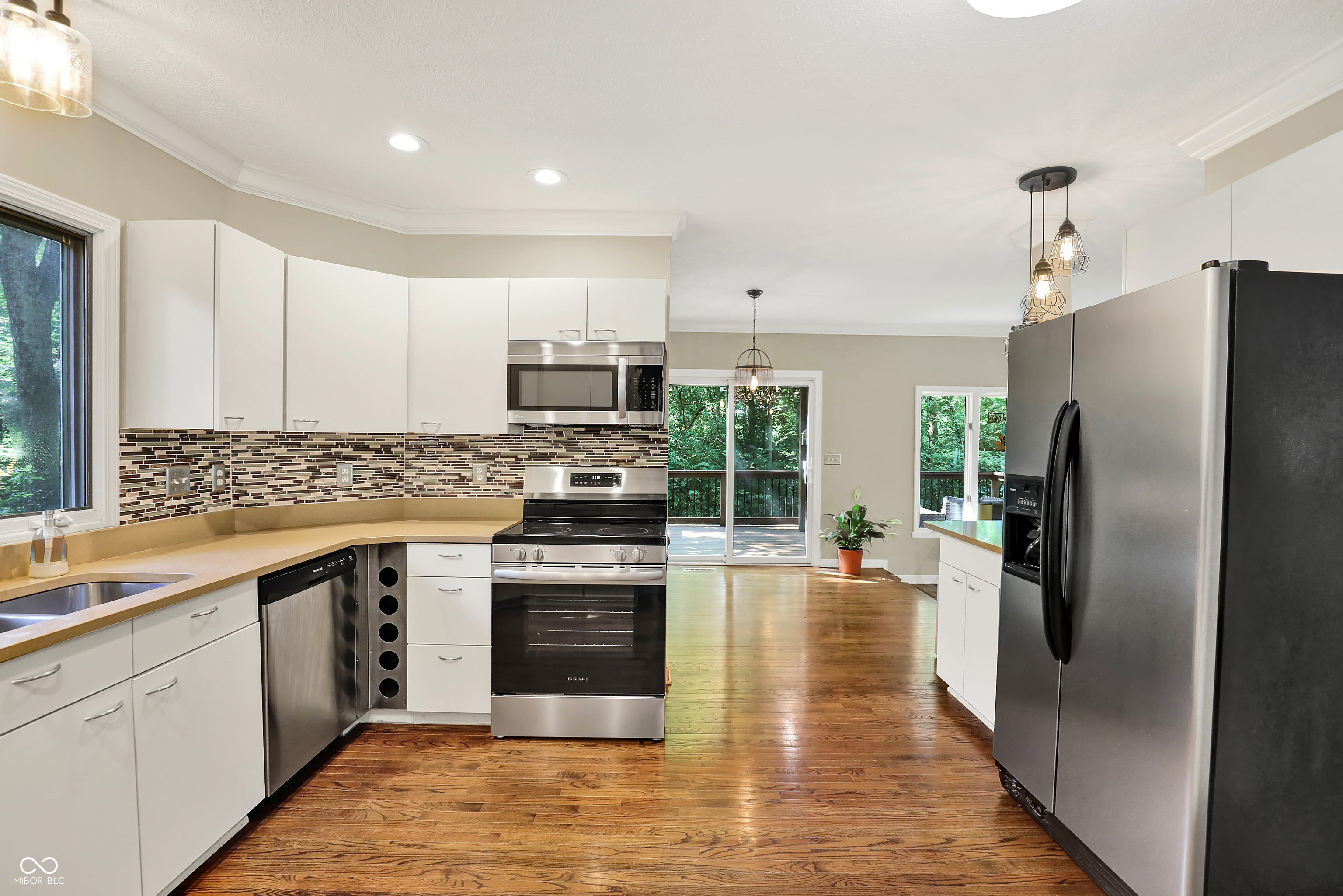 Indianapolis, Indiana, 46240, United States, 4 Bedrooms Bedrooms, ,3 BathroomsBathrooms,Residential,For Sale,1974215