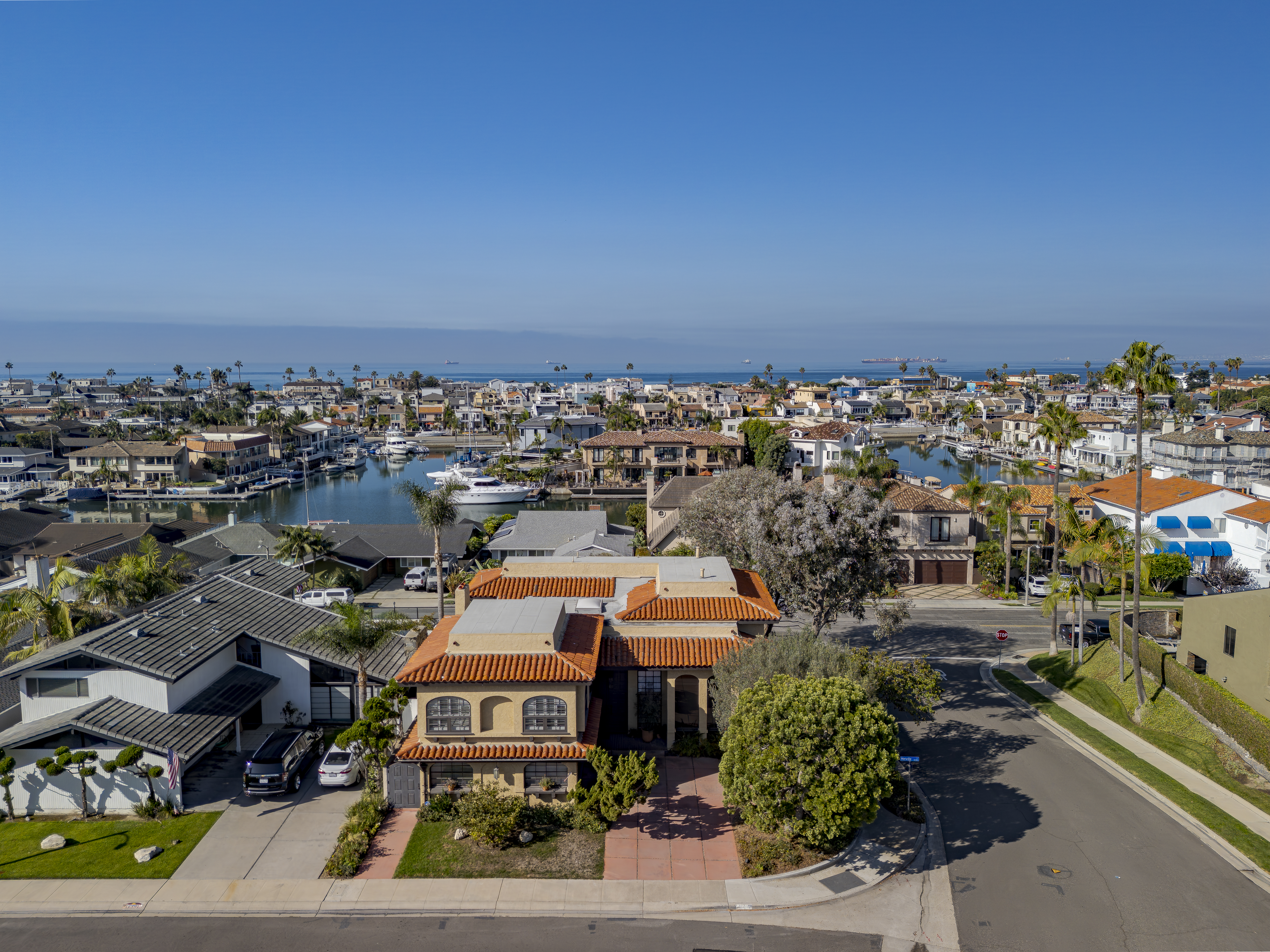  16581 Melville Circle, Huntington Beach, CA 92649 - 物件實景
