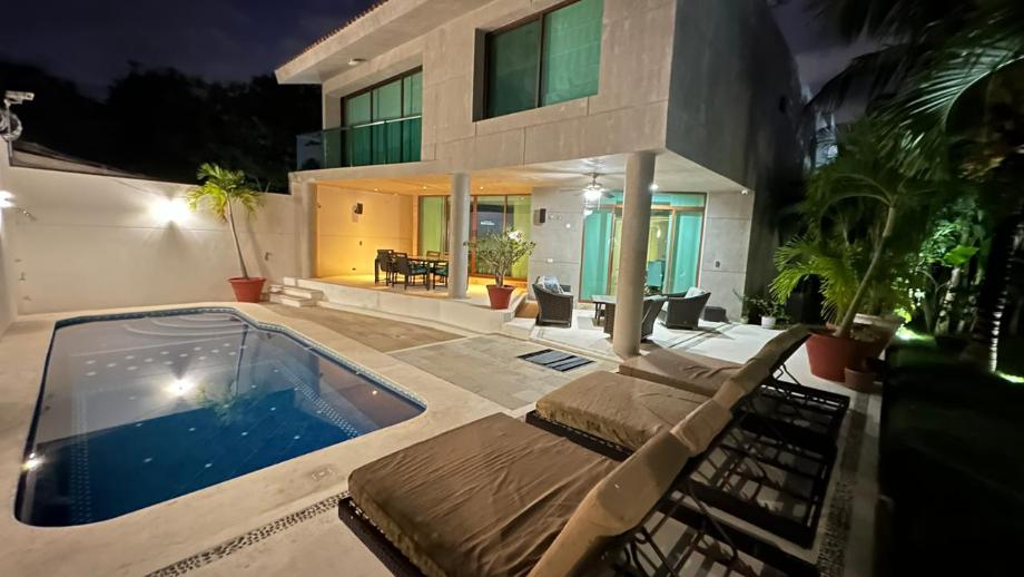 Playa del Carmen, Quintana Roo, 77717, Mexico, 5 Bedrooms Bedrooms, ,5 BathroomsBathrooms,Residential,For Sale,1968651