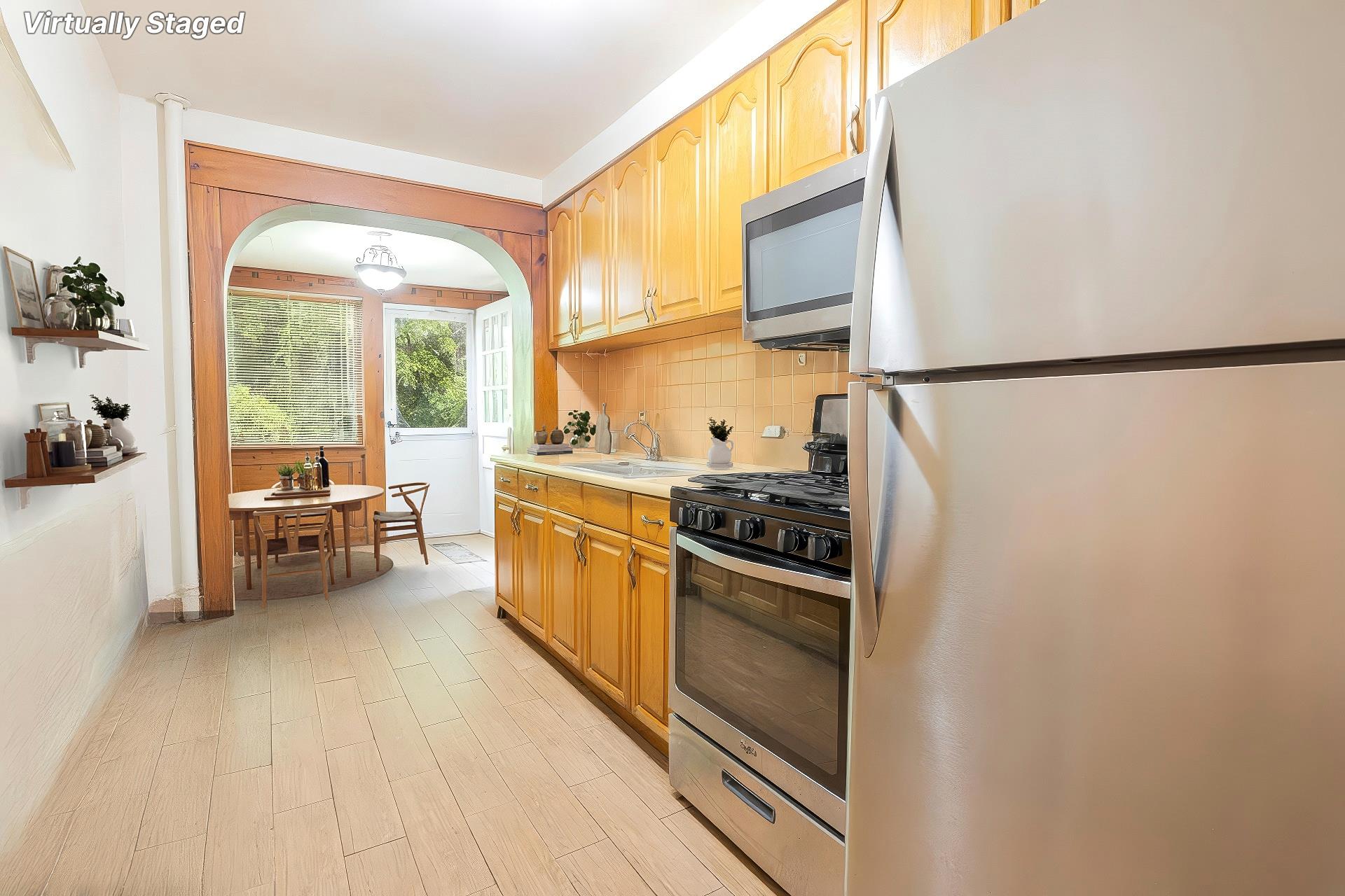 Sunnyside, New York, 11104, United States, 5 Bedrooms Bedrooms, ,3 BathroomsBathrooms,Residential,For Sale,1823180