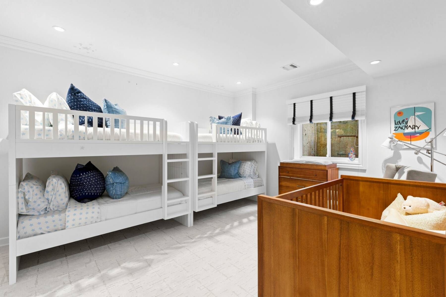  Bishops Pond SH Village Townhouse - 物件實景