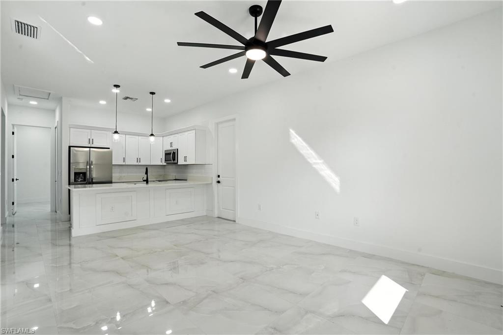 Lehigh Acres, Florida, 33973, United States, 6 Bedrooms Bedrooms, ,4 BathroomsBathrooms,Residential,For Sale,1891915
