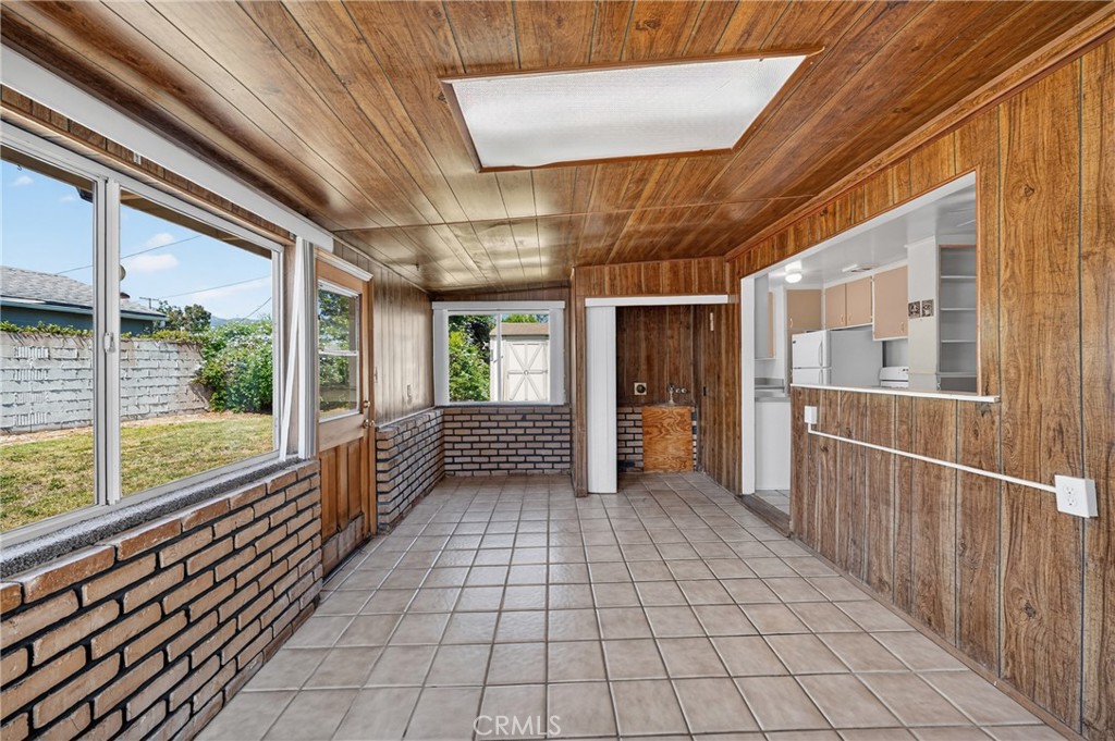 Glendora, California, 91741, United States, 2 Bedrooms Bedrooms, ,1 BathroomBathrooms,Residential,For Sale,2049163