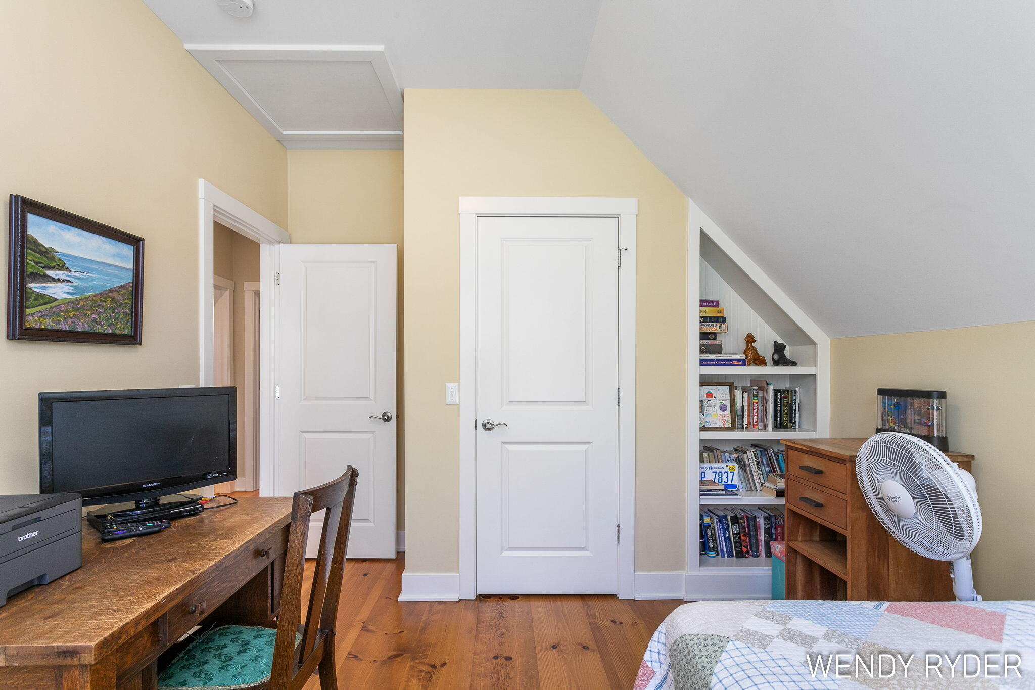 South Haven, Michigan, 49090, United States, 4 Bedrooms Bedrooms, ,4 BathroomsBathrooms,Residential,For Sale,1907418