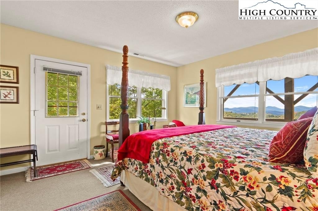 Boone, North Carolina, 28607, United States, 3 Bedrooms Bedrooms, ,3 BathroomsBathrooms,Residential,For Sale,1941298