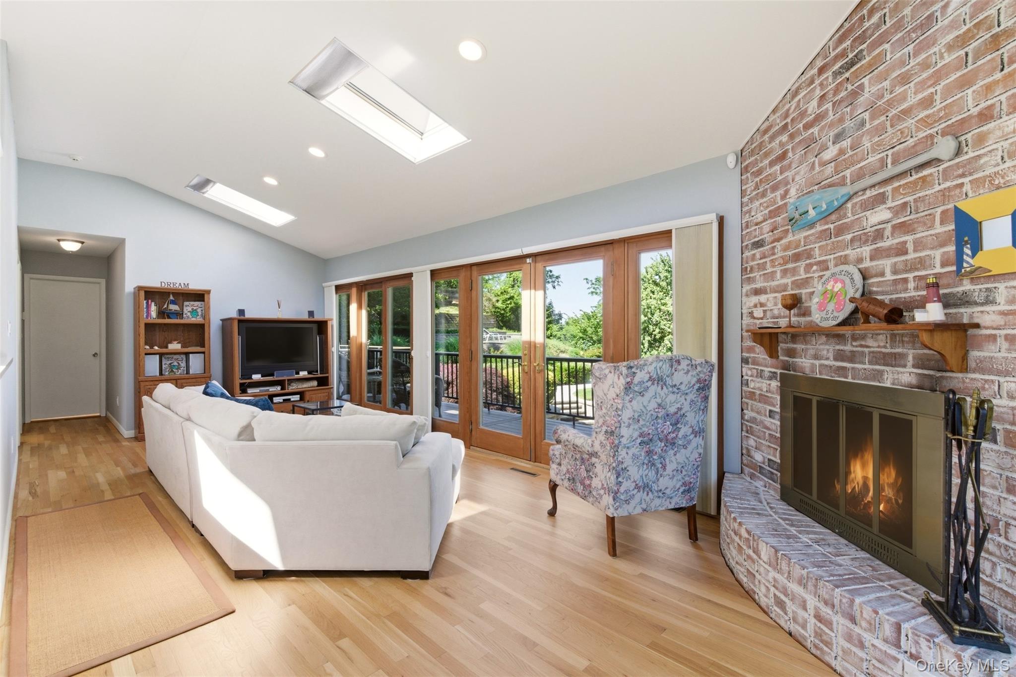  54 Westview Road, Northport, NY, 11768 - 物件實景