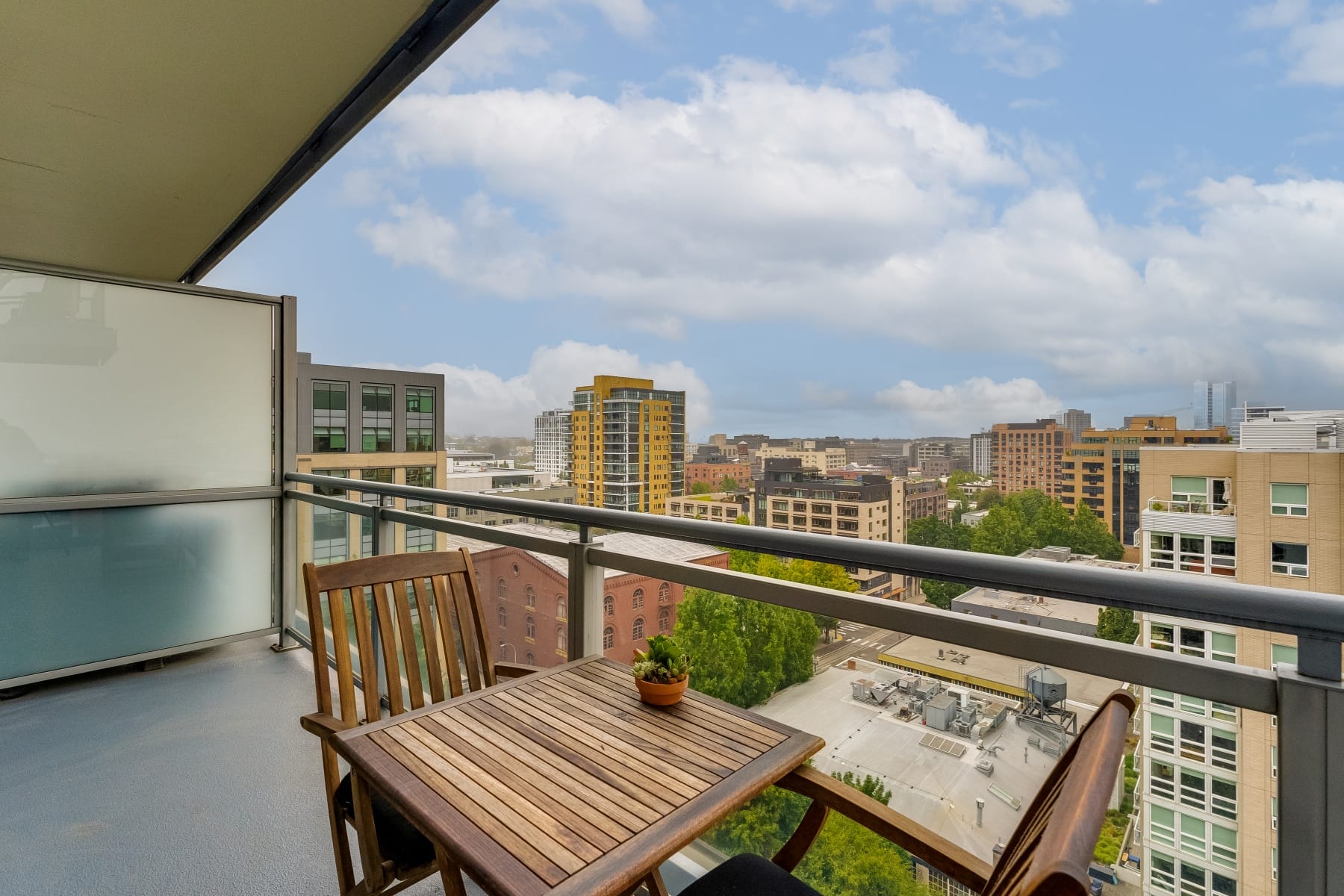  1025 NW COUCH ST #1120 Portland, OR 97209 - 物件實景