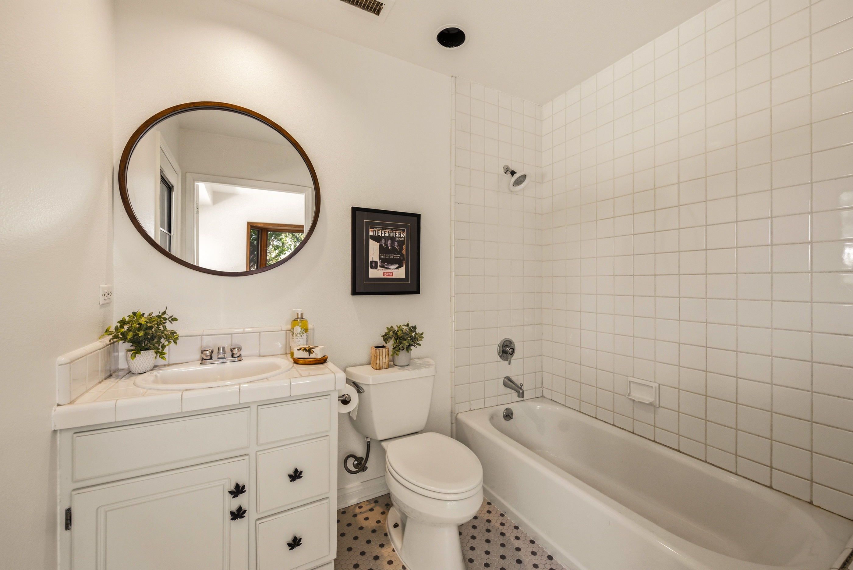  6110 Colodny Drive, Agoura Hills - 物件實景