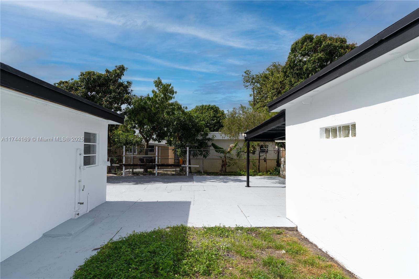 Opa-locka, Florida, 33054, United States, 3 Bedrooms Bedrooms, ,2 BathroomsBathrooms,Residential,For Sale,1981872