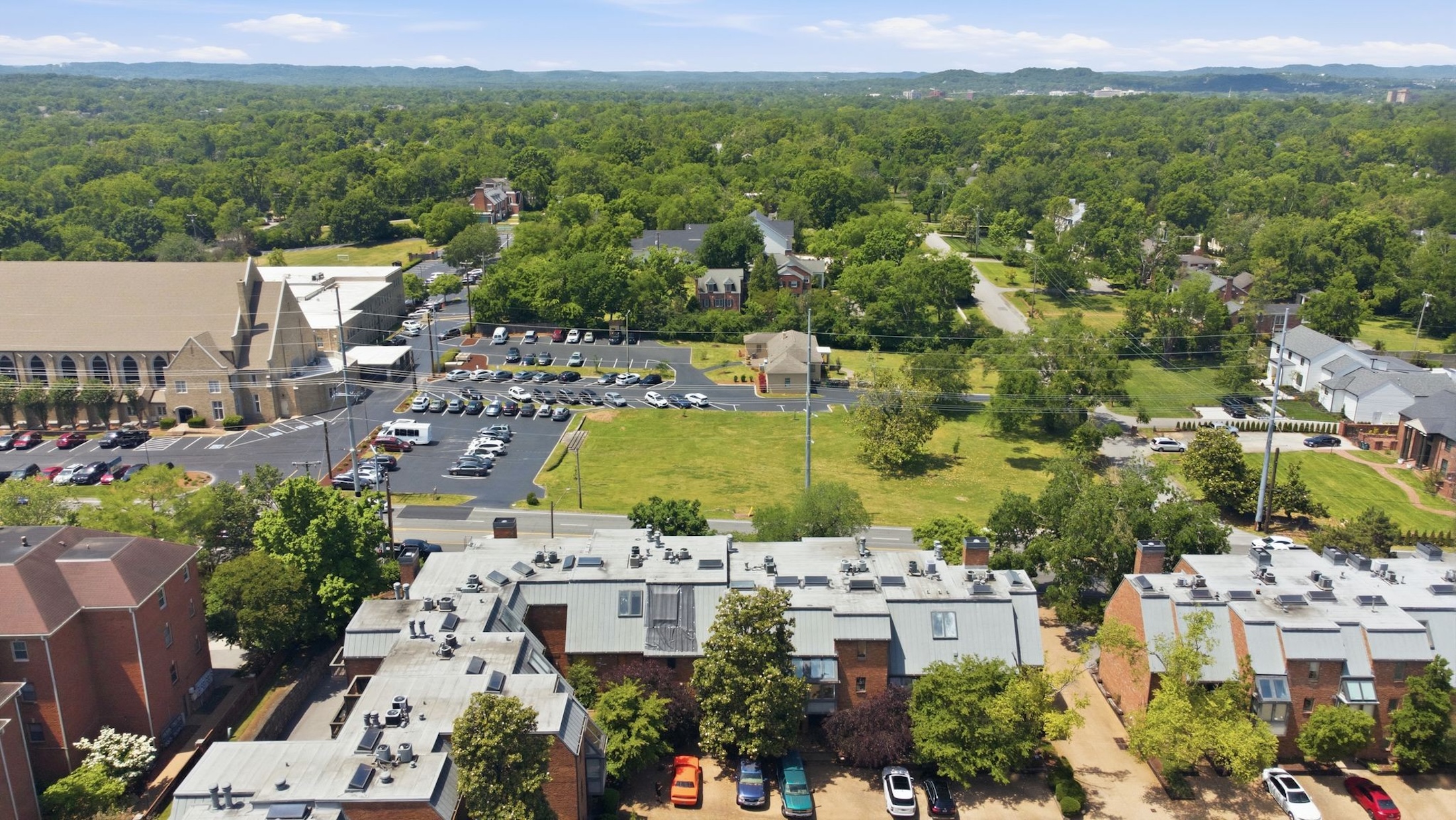  133 Hampton Pl, Nashville, TN, 37215 - 物件實景