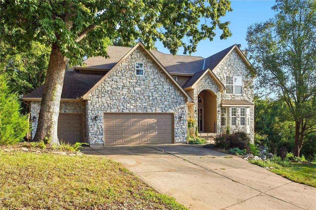 28th Street Ct, Blue Springs, MO 64015