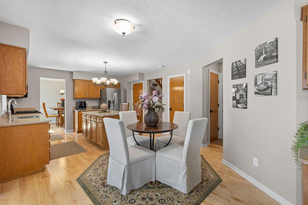 Dublin, Ohio, 43016, United States, 3 Bedrooms Bedrooms, ,3 BathroomsBathrooms,Residential,For Sale,1950814