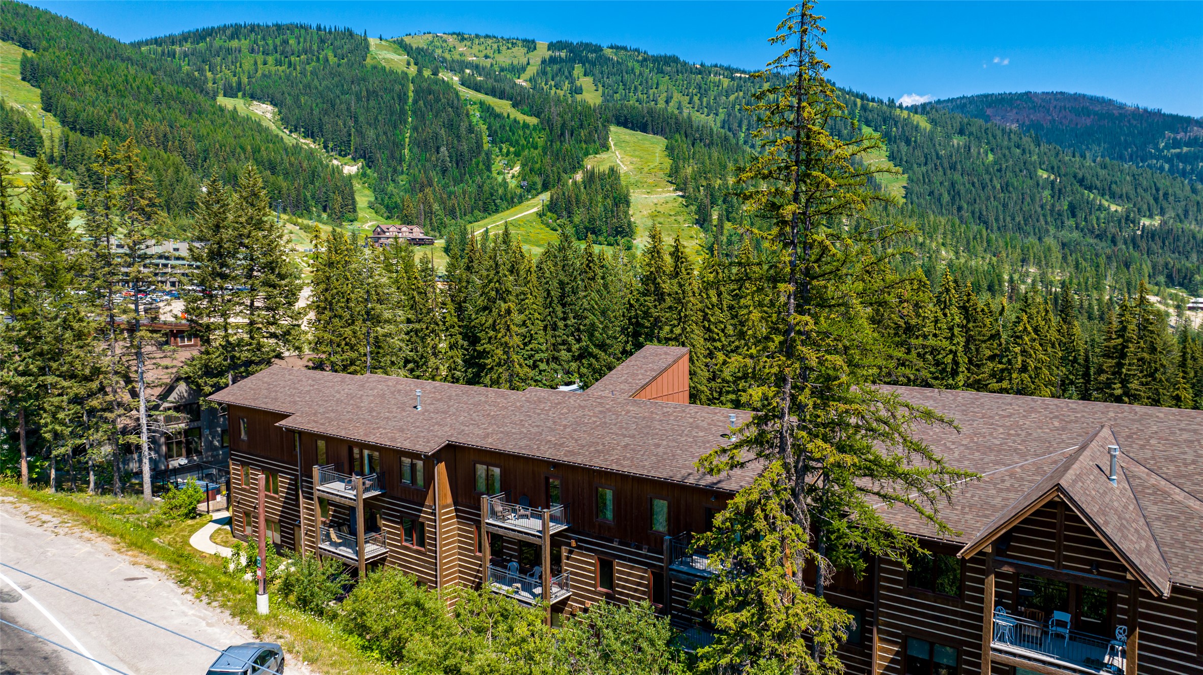  3820 Tamarack Avenue, 200 - 物件實景