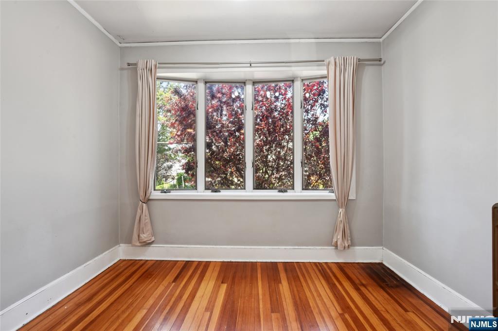 Bloomfield, New Jersey, 07003, United States, 4 Bedrooms Bedrooms, ,2 BathroomsBathrooms,Residential,For Sale,1897617