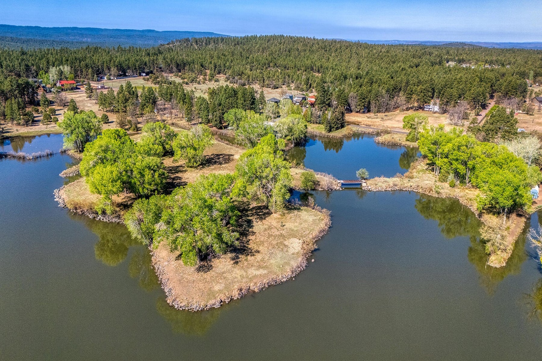  Lakefront property - 物件實景