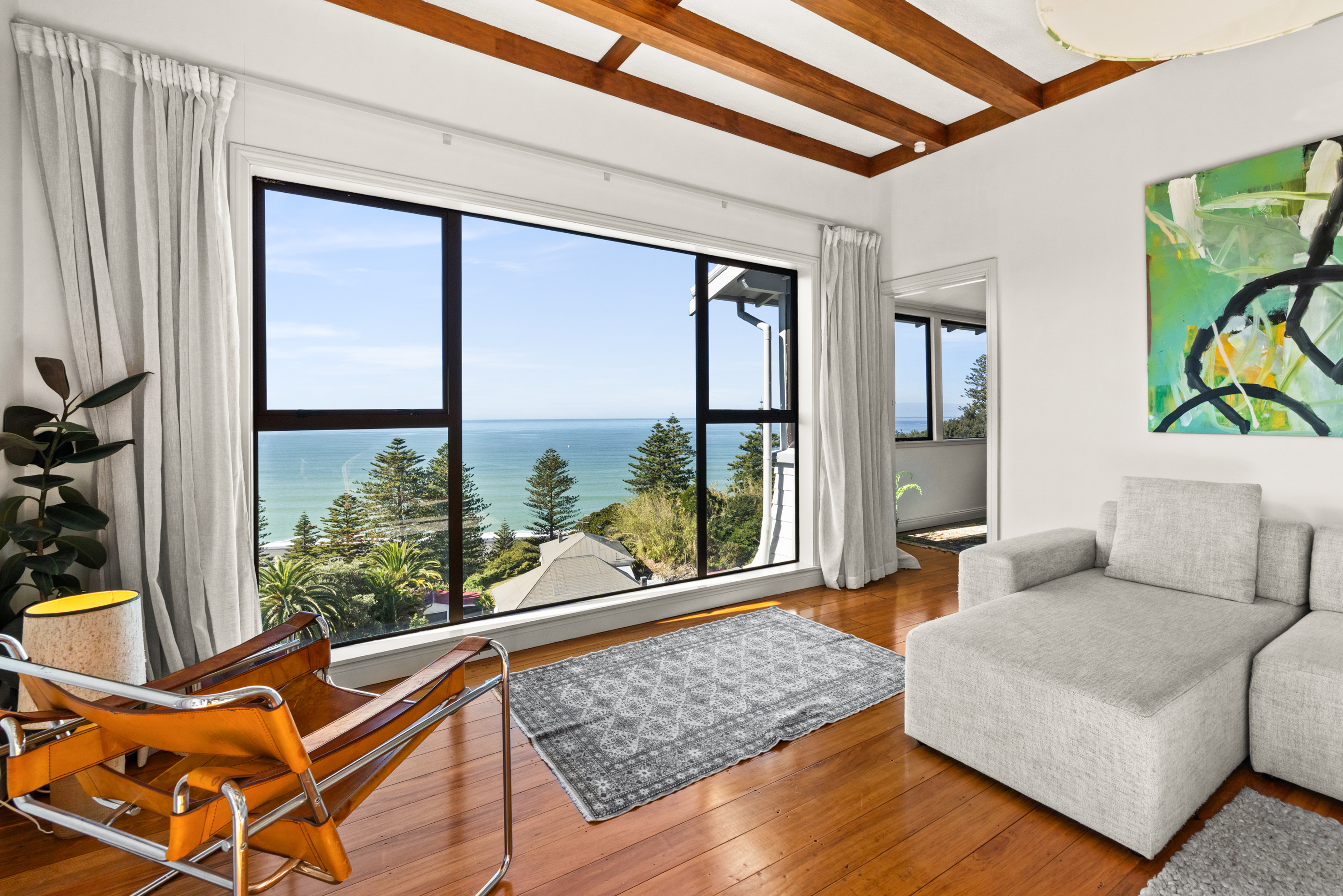  Panoramic Ocean Views with Income Potential - 物件實景