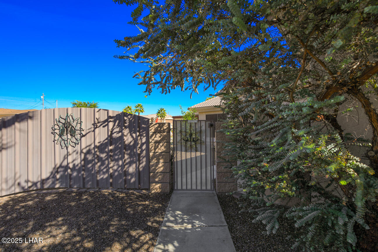 Lake Havasu City, Arizona, 86403, United States, 3 Bedrooms Bedrooms, ,2 BathroomsBathrooms,Residential,For Sale,1990942