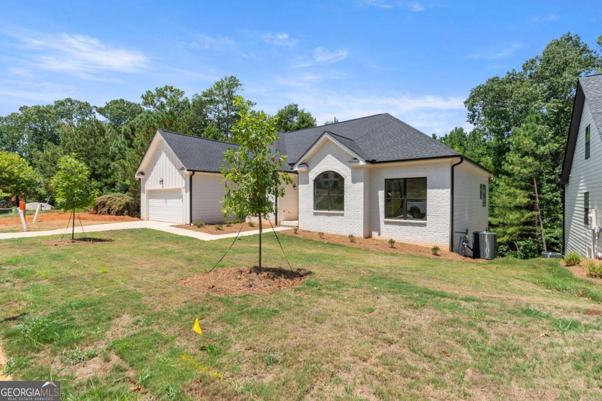 Athens, Georgia, 30605, United States, 3 Bedrooms Bedrooms, ,2 BathroomsBathrooms,Residential,For Sale,1908628