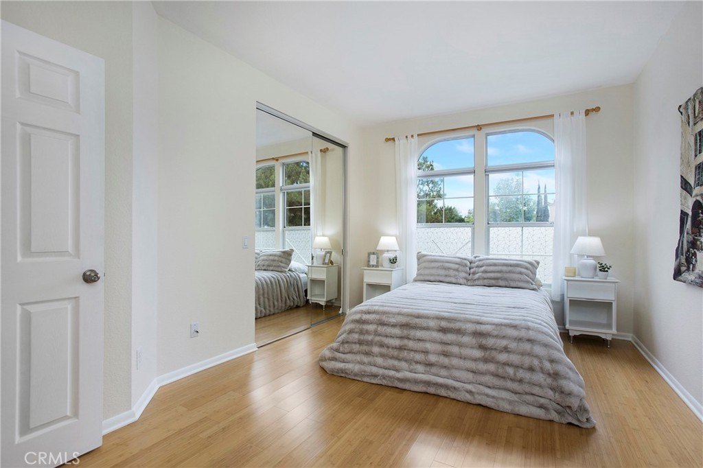 Anaheim, California, 92808, United States, 2 Bedrooms Bedrooms, ,2 BathroomsBathrooms,Residential,For Sale,1917583